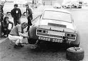 Bývalý tovární jezdec AZNP Bořivoj Kořínek ale nebyl s touto konstrukcí zcela spokojen. Protože se u vozů s přeplňováním musel objem motoru násobit koeficientem 1,4 a on se chtěl vejít do třídy B5 (do 2500 cm3), použil agregát ze 180 RS o objemu 1771 cm3.