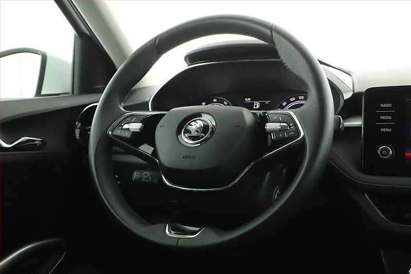 Škoda Fabia (2023) Style 1.0 TSI, ČR,1.maj - fotka 17 z 19