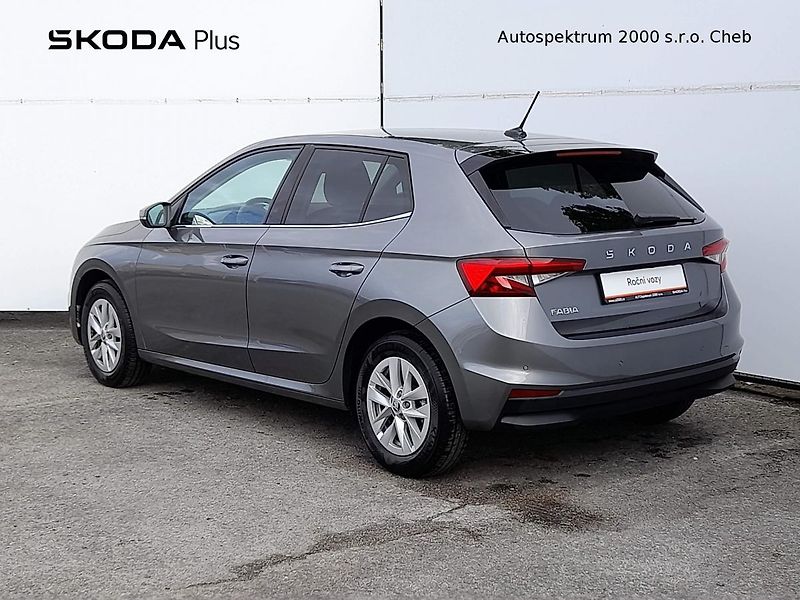 Škoda Fabia Top Selection 1.0 TSI 85kW 6MP - fotka 7 z 20