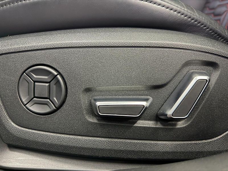 Audi RS 6 QUATTRO, MATRIX, VZDUCH, PANO, - fotka 28 z 34