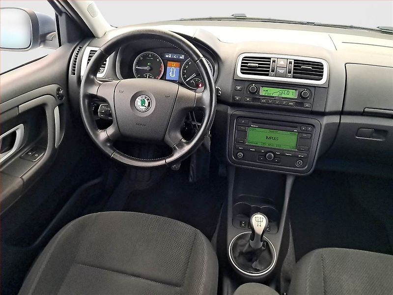 Škoda Fabia (2008) 1.4 TDI, Serv.kniha - fotka 7 z 15