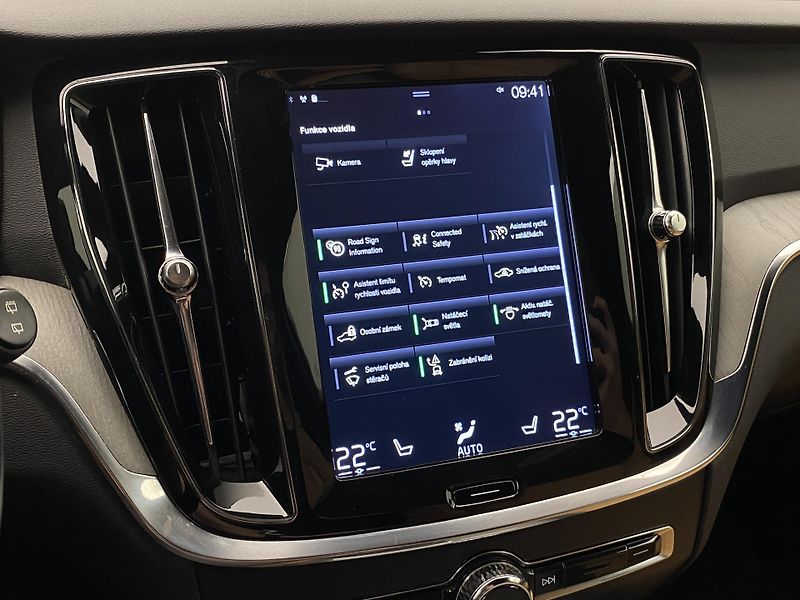 Volvo V60 D4 AWD INSCRIPTION AUT - fotka 39 z 46