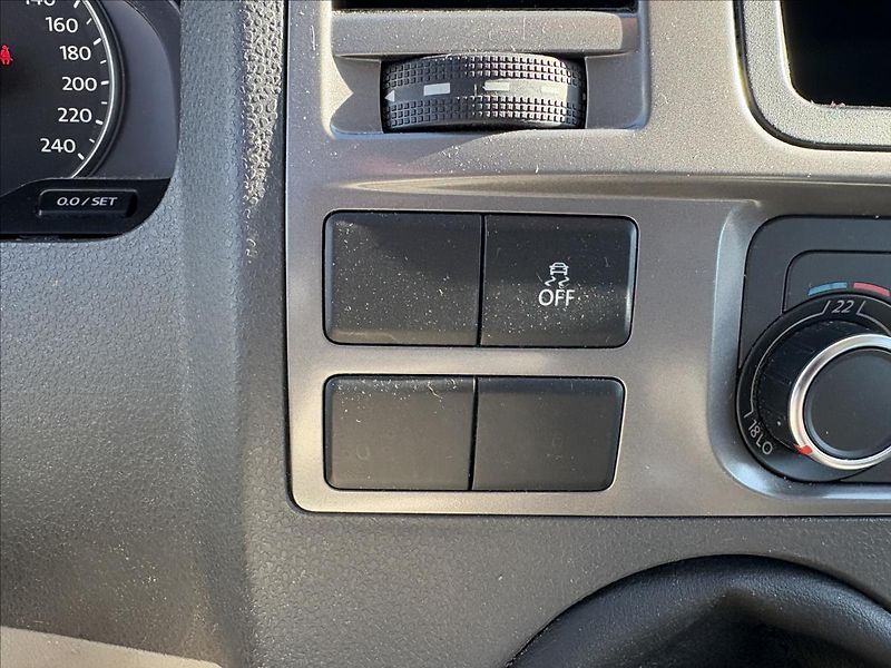 Volkswagen California 2,0 TDi103kW Beach,1.Maj,Servi - fotka 10 z 34