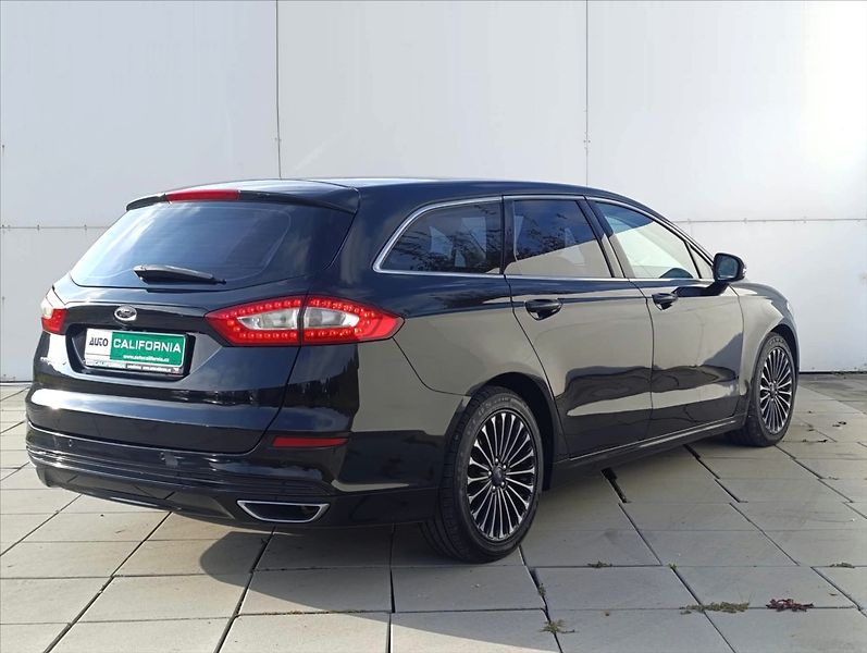 Ford Mondeo 2,0 TDCi Automat Kamera Navi - fotka 6 z 45