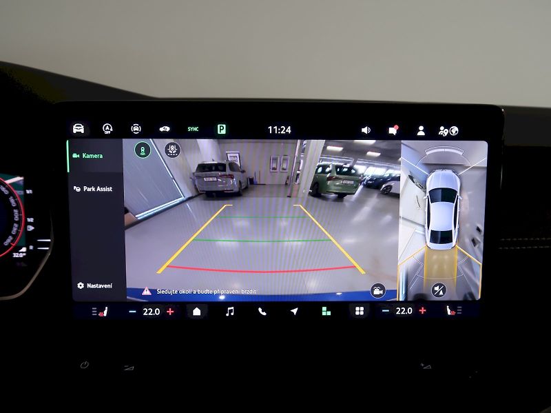 Škoda Octavia (2025) SPORTLINE 2.0TDI 110KW LED MAT - fotka 32 z 43