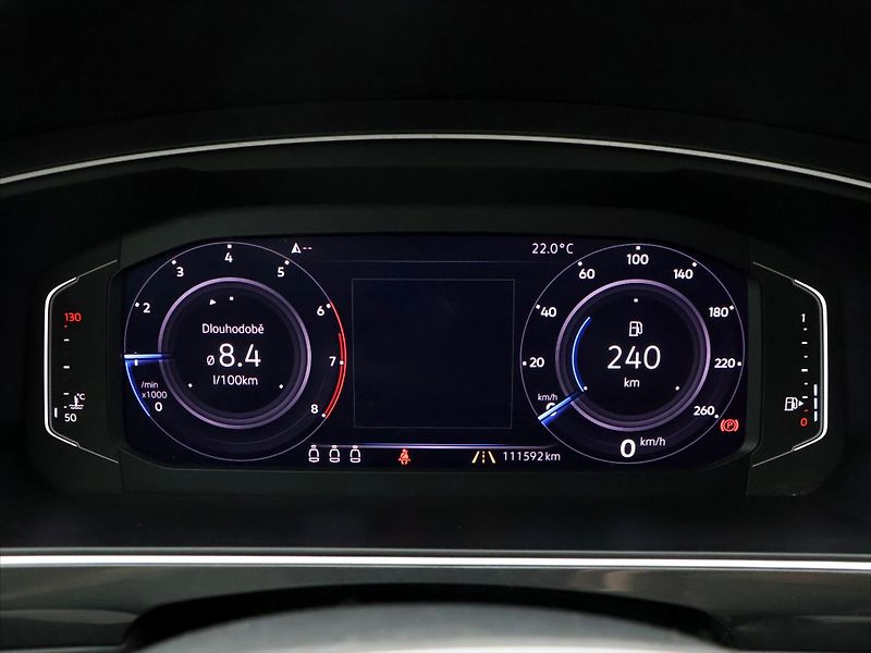 Volkswagen Tiguan 1,5 TSI 110kW LED Virtual Navi - fotka 17 z 39