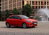 Hyundai i20 (+20 000 Kč za výbavu Best of Family). Cena ve výbavě: 289 990 Kč