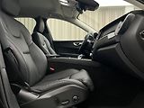 Volvo XC60 B5 AWD DARK PLUS AUT  - náhled 19