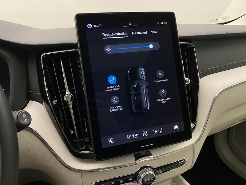 Volvo XC60 T8 AWD RECHARGE DARK ULTRA CZ - fotka 48 z 67
