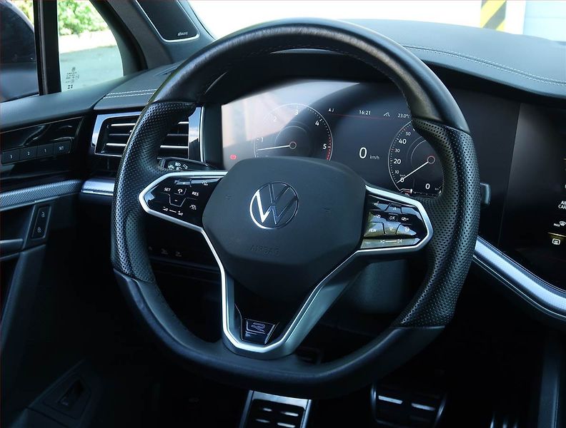Volkswagen Touareg (2023) 3.0 TDI - fotka 29 z 29
