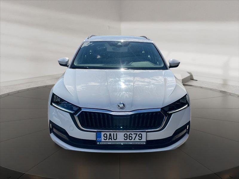 Škoda Octavia 2,0 TDI 85 Ambition - fotka 2 z 11