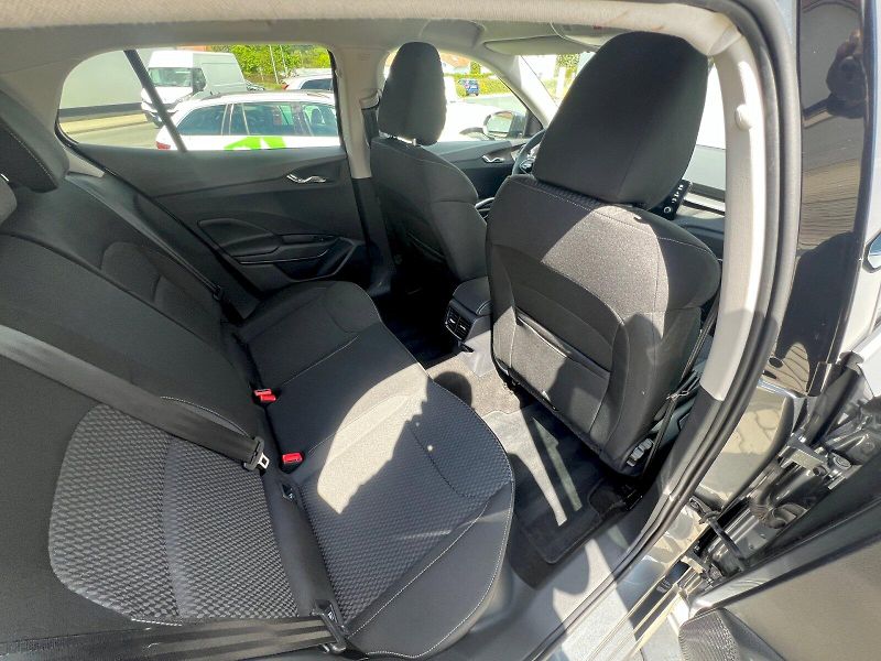 Škoda Fabia (2025) Top Selection 1.0 TSI 85 kW 7° - fotka 18 z 31