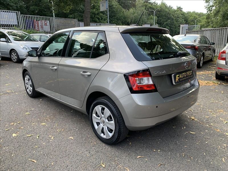 Škoda Fabia 1,0 TSI 1.MAJITEL,ČR,SERVISKA - fotka 6 z 18