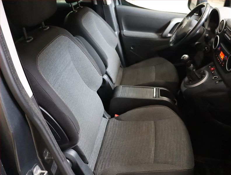 Citroën Berlingo (2015) XTR 1.6 BlueHDi, 5Míst, ČR - fotka 9 z 15