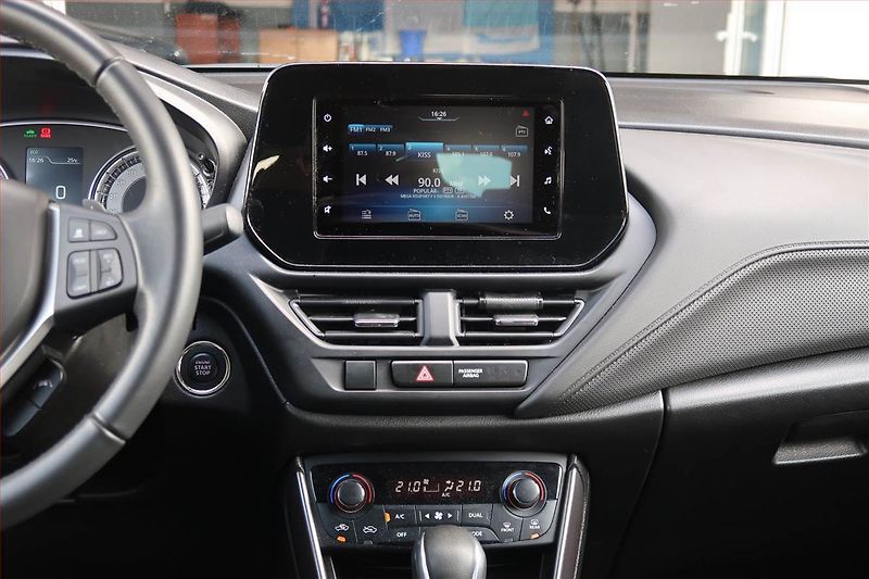 Suzuki SX4 S-Cross (2024) Premium 1.5 Hybrid - fotka 12 z 19