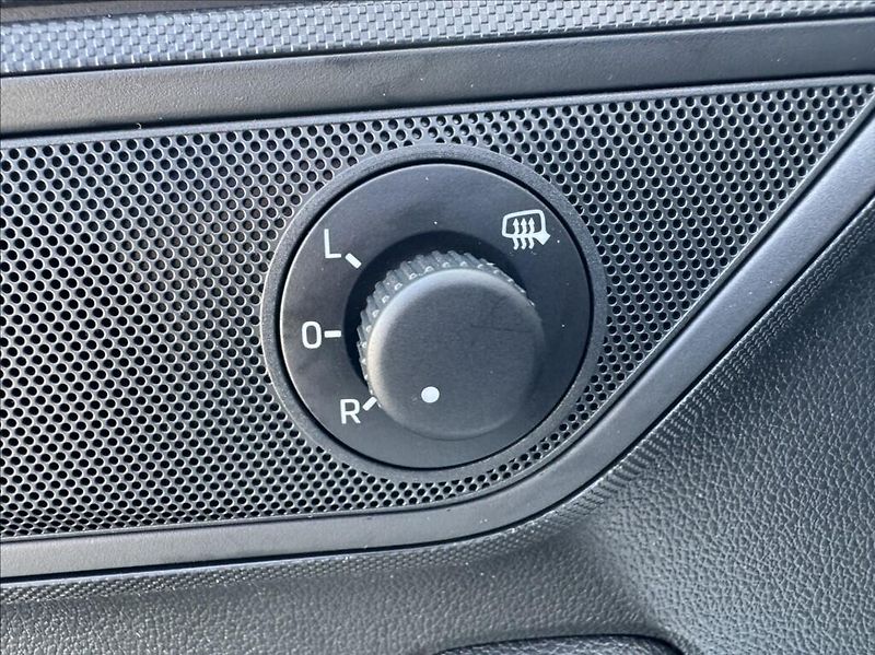 Škoda Fabia 1,0 TSI STYLE DPH 1maj původČR - fotka 23 z 50