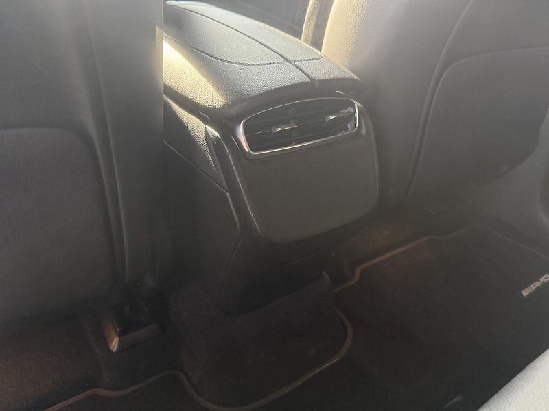 Mercedes-Benz EQE (2024) EQE 350 4MATIC SUV  - fotka 35 z 38