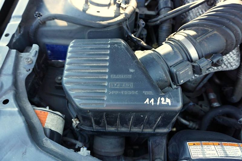 Suzuki Grand Vitara (2007) 1,9 DDIS 95 kW - fotka 34 z 35