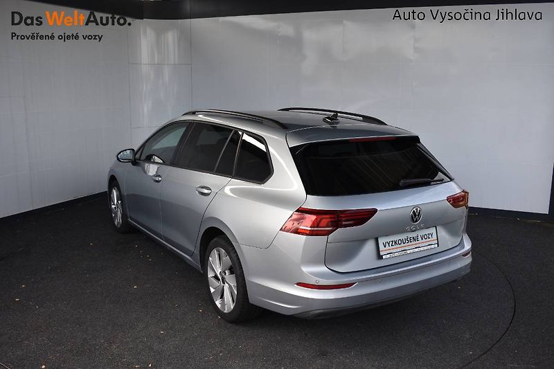 Volkswagen Golf Variant (2024) 1.5TSI 85kW CZ,1.Majitel - fotka 9 z 24