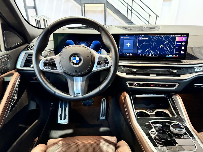 BMW X6 (2024) BMW X6 xDrive 30d mHEV A/T - fotka 7 z 14
