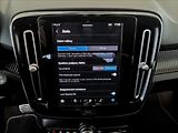 Volvo XC40 TWIN PLUS 408 PS,4X4,78KWh - náhled 31