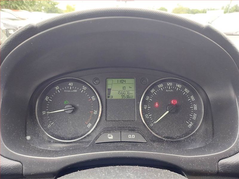 Škoda Fabia (2012) Ambition 1.2 12V, Serv.kniha - fotka 11 z 15