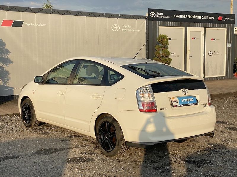 Toyota Prius 1.5HSD, ČR, 2x kola, STK - fotka 5 z 11