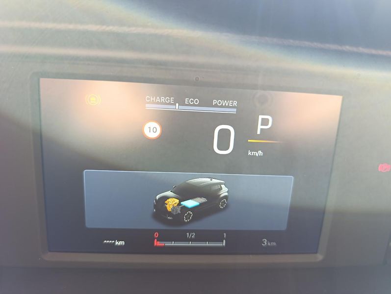 Jeep Avenger (2026) Longitude 1.2 Turbo e-Hybrid - fotka 21 z 26