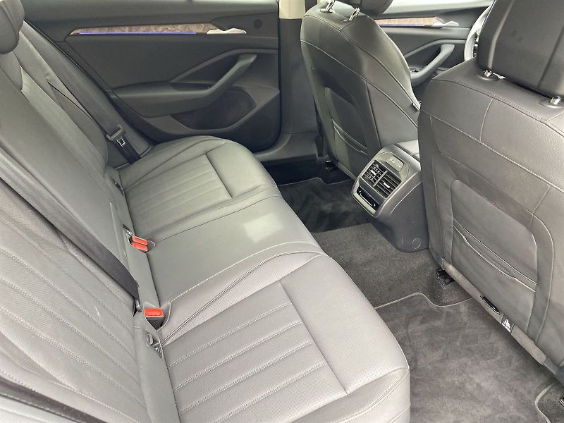 Škoda Superb (2024) 2.0 TDI 4x4 DSG L&K - fotka 9 z 41