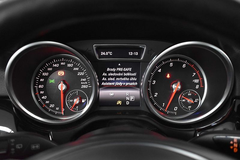 Mercedes-Benz GLS 500 4MATIC*AMG*AIR*TAŽNÉ*DPH* - fotka 32 z 65