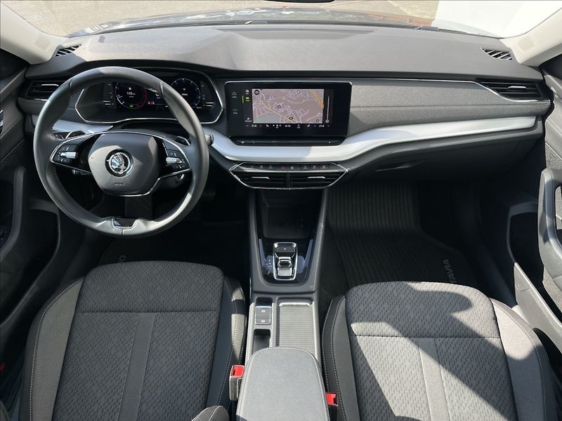 Škoda Octavia 2,0 TDI DSG Style Plus LED+ACC - fotka 6 z 24