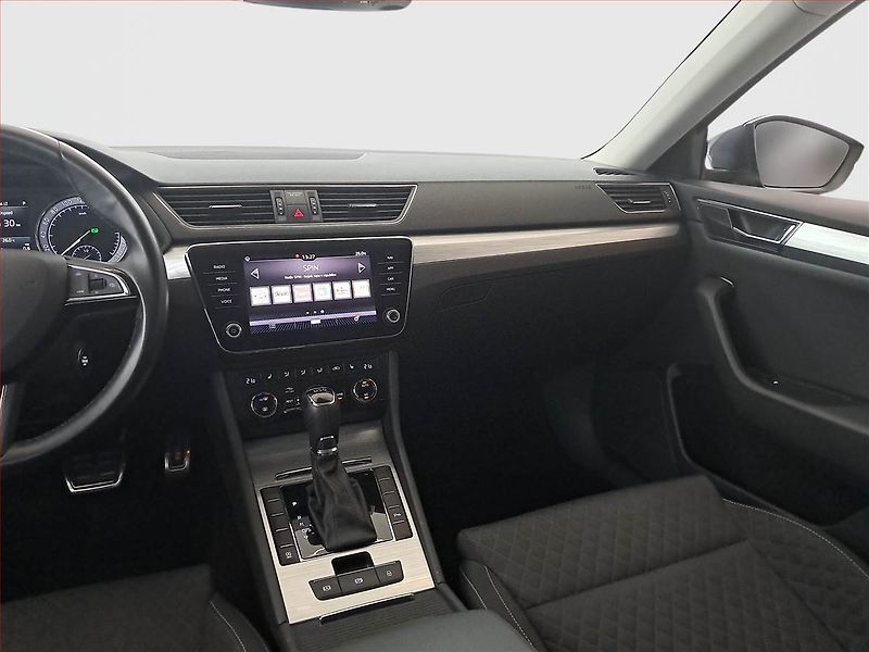 Škoda Superb (2019) 2.0 TDI, Automat, Navi - fotka 8 z 24