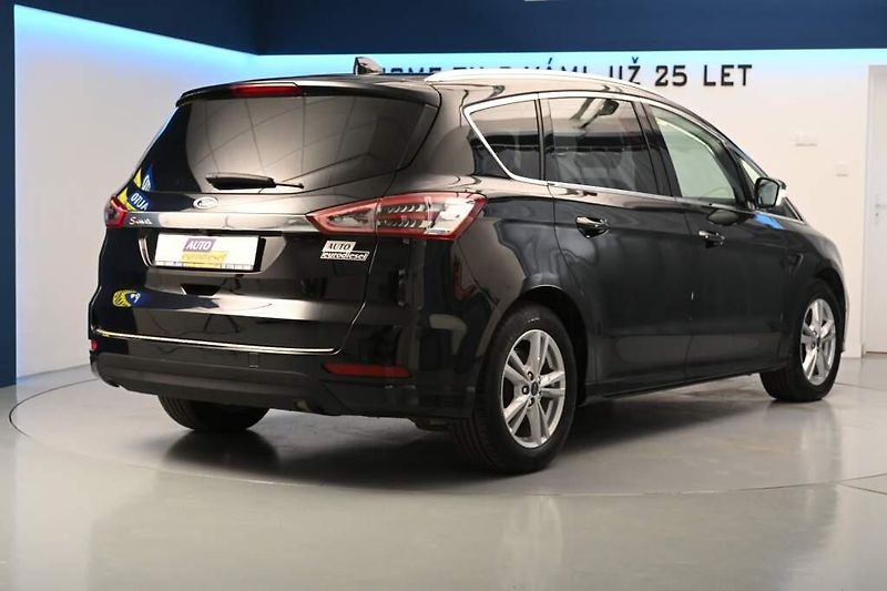 Ford S-MAX (2021) 2.0 LED ACC SONY Kamera 8AT EC - fotka 5 z 37