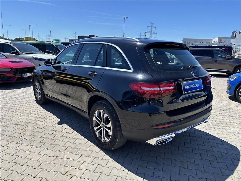 Mercedes-Benz GLC 2,1 220 d 4Matic 125kW - fotka 3 z 36