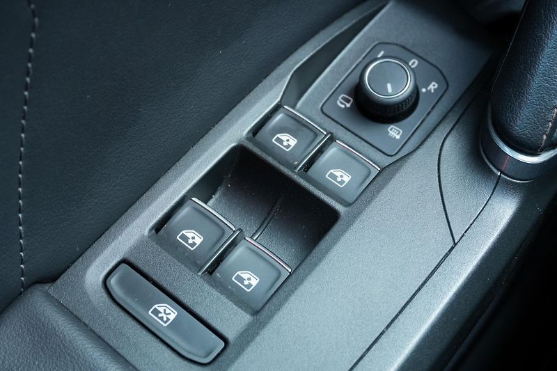 Cupra Formentor VZ 2.0 TSI, Remus, Beats, PPF - fotka 27 z 38