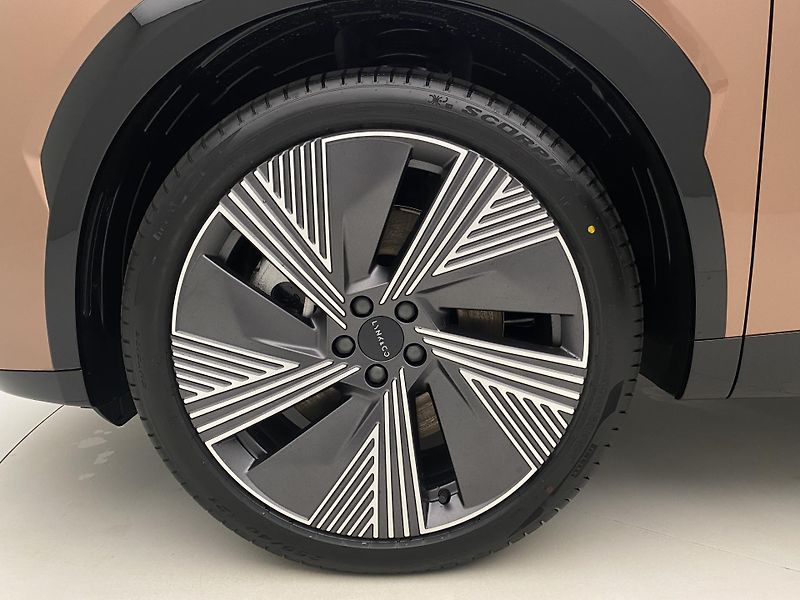Lynk & Co 08 (2025) MORE PHEV - fotka 20 z 68