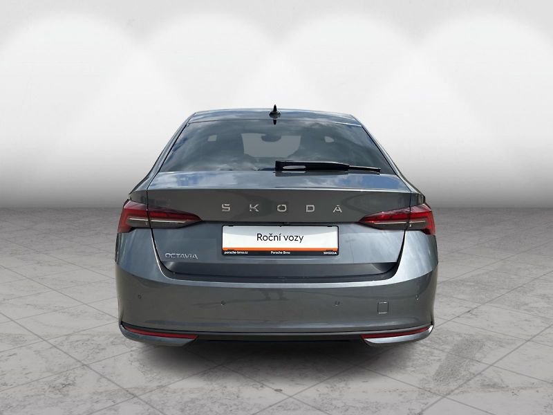 Škoda Octavia 1.5 TSI 110kW TOP SELECTION. - fotka 7 z 25