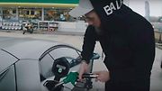Tom Exton z YouTube kanálu TGE TV.