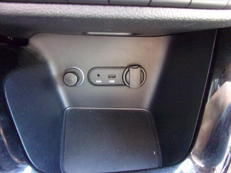 Kia Ceed 1,6 CRDi Exclusive SW - fotka 21 z 28