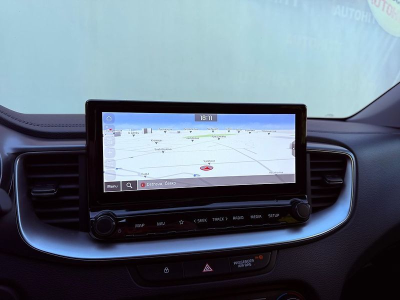 Kia Ceed 1.5 T-GDi Exclusive, ČR, 1.Maj - fotka 20 z 30