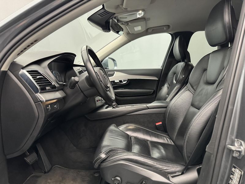 Volvo XC90 D5 AWD INSCRIPTION AUT CZ - fotka 3 z 36