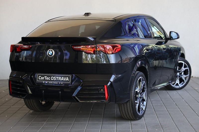 BMW X2 xDrive20d - fotka 3 z 17