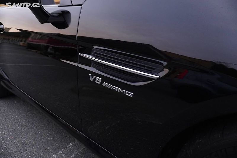 Mercedes-Benz SLK (2012) 55 AMG V8 310KW MAGIC SKY - fotka 22 z 24