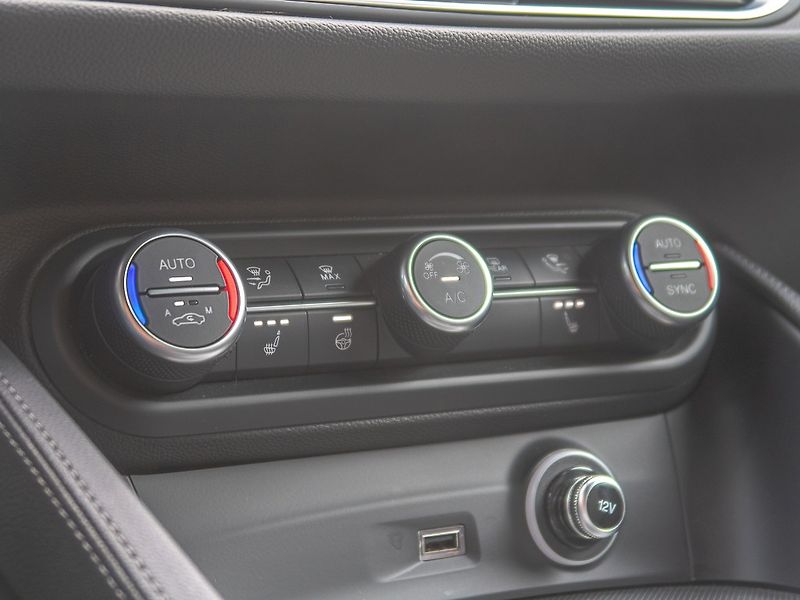 Alfa Romeo Stelvio (2024) 2.2D 154KW Q4 – VELOCE - fotka 38 z 71