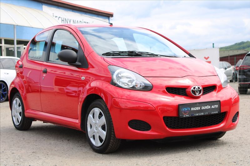 Toyota Aygo 1,0 VVT-i  NOVÉ V ČR - fotka 3 z 23