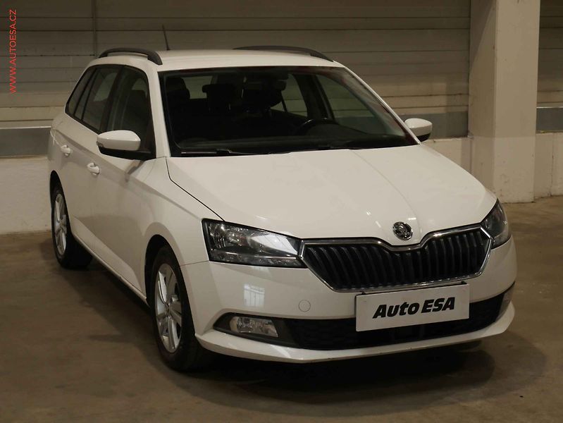 Škoda Fabia (2022) 1.0 TSi, 1.maj,ČR, Ambition - fotografie inzerátu