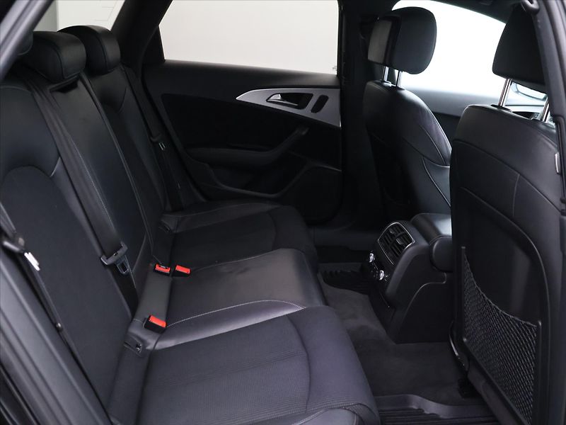 Audi A6 3,0 TDI quattro S-line Aut. - fotka 13 z 31