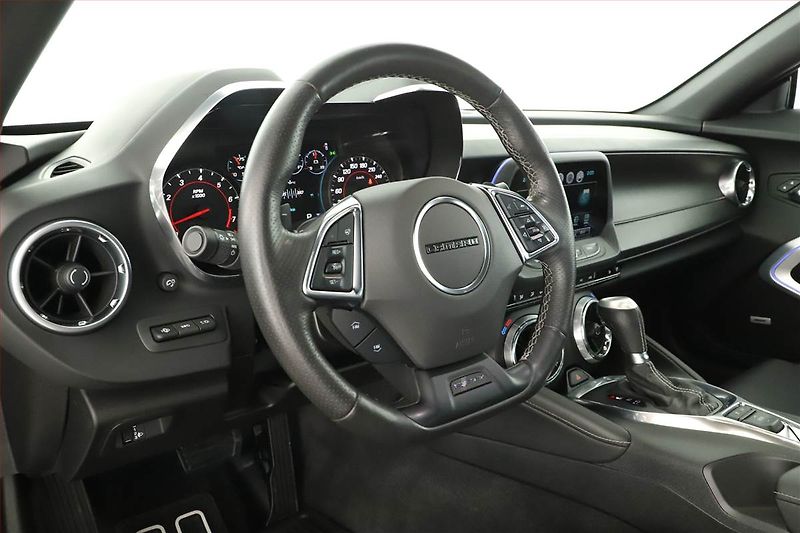 Chevrolet Camaro (2017) 6.2 V8 - fotka 7 z 19