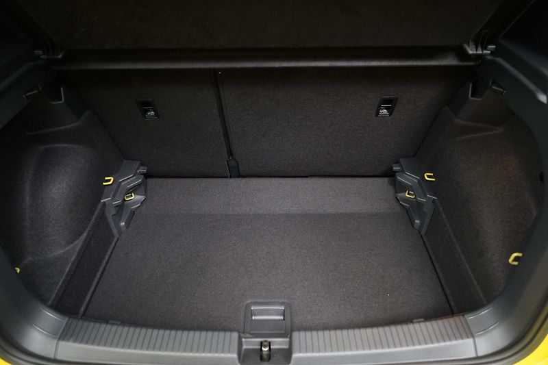 Volkswagen T-Cross - fotka 27 z 27