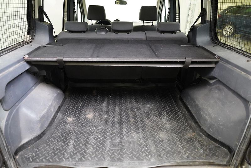 Ford Tourneo - fotka 25 z 25